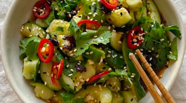 Smashed Gurkensalat