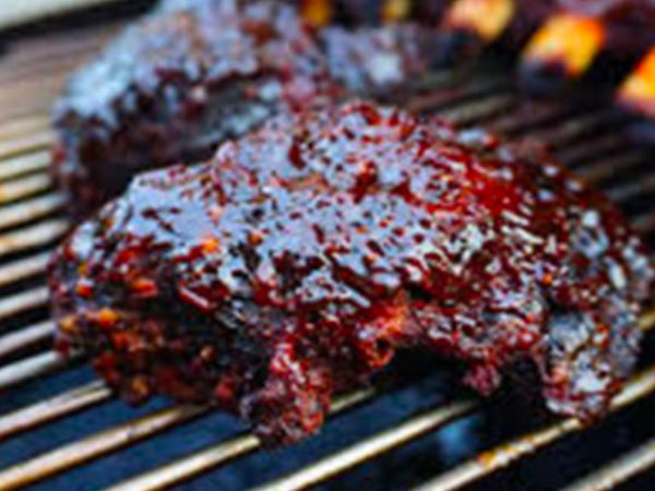 Gesmokte Ochsenbäckchen mit BBQ Crazy Honey Finish