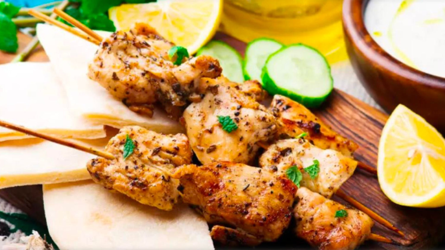 Souvlaki vom Grill mit würziger Marinade