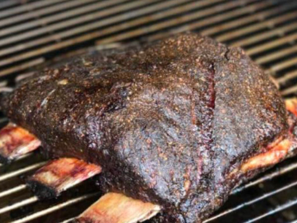 Dino Beef Ribs mit süß-scharfer Glasur
